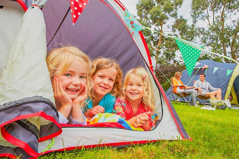 camping en famille auvergne