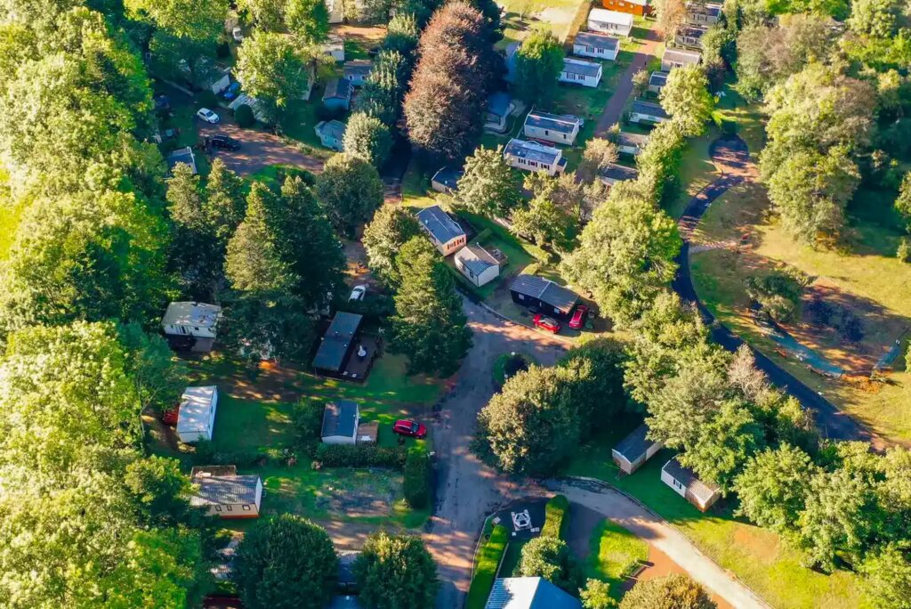 camping auvergne familial