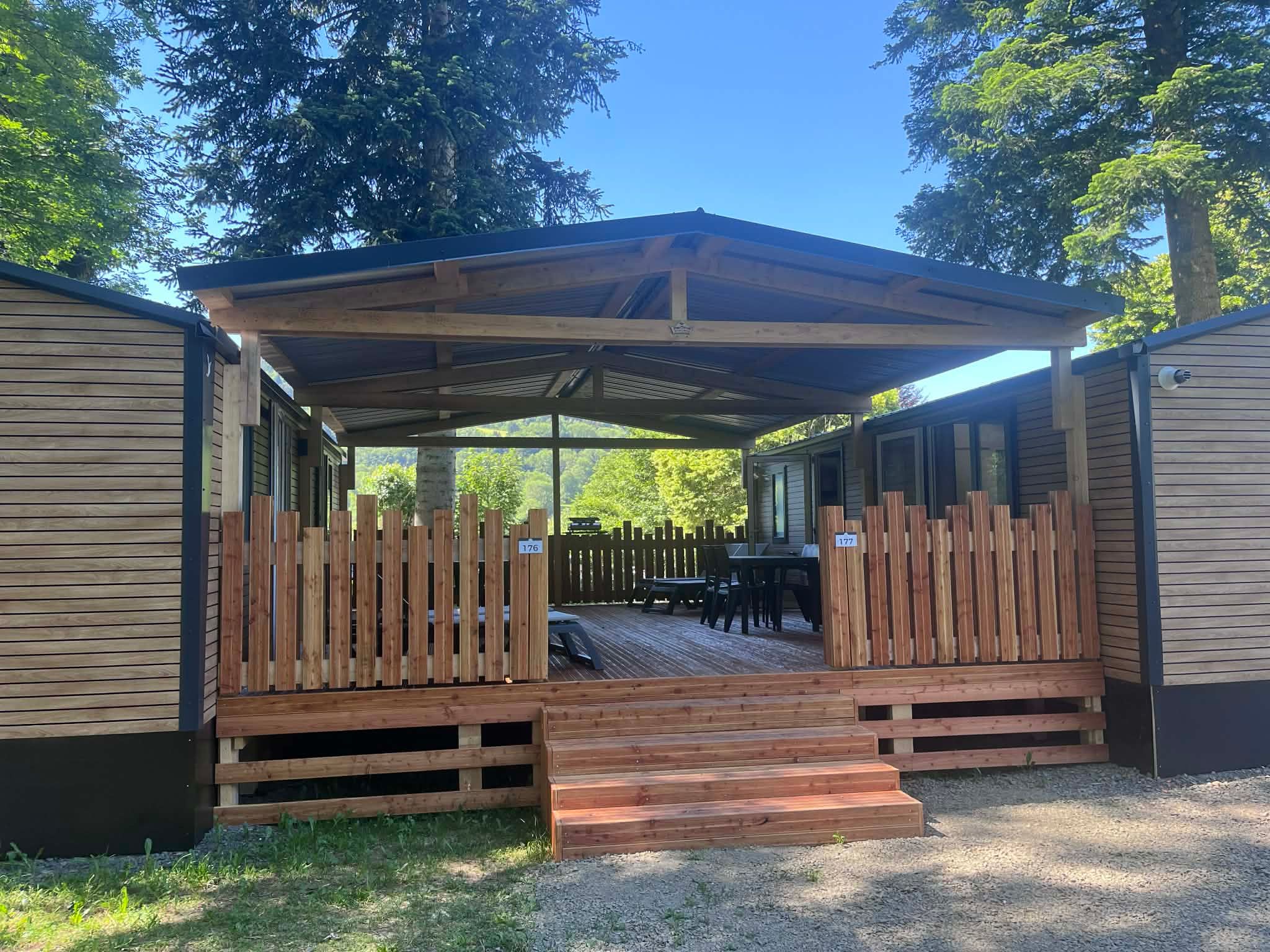 Mobil-home Tribu 2x33m² – 4 chambres – 8 per. Modèle Nest